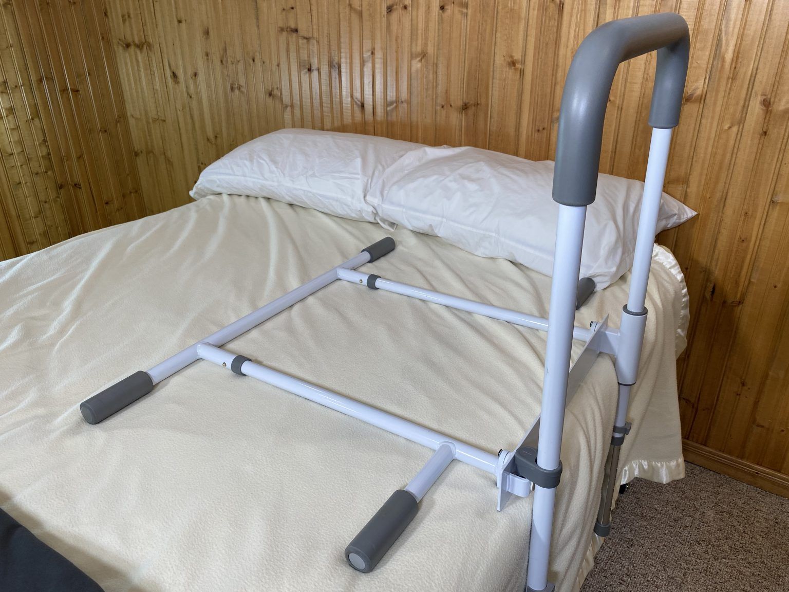 How To Install And Use Bed Rails For Seniors Equipmeot 4047