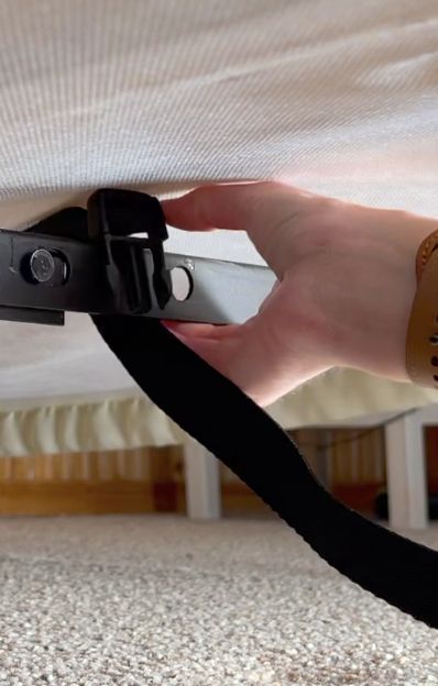 How to Use Bed Ladder Straps 